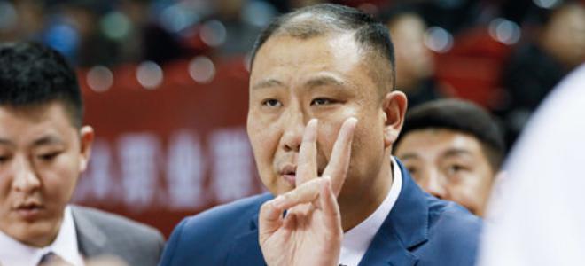 王晗: 防守策略是控制新疆外线, 篮板球是制胜关键(1)