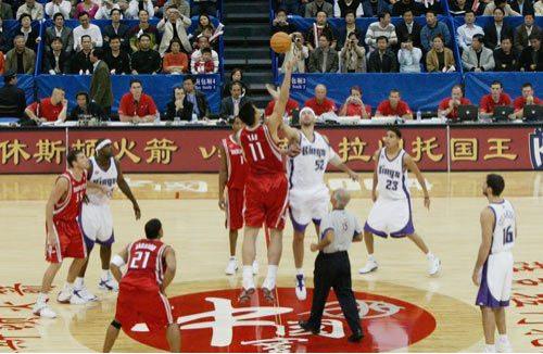 nba中国赛有多少支球队 NBA中国赛15年(3)