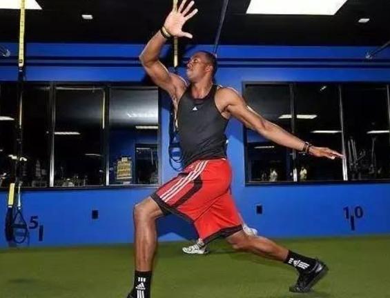 nba球星用什么冰敷袋 NBA球员如何保护膝盖(2)