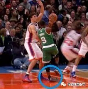 nba脚踝歪着肿了怎么办 NBA球星脚踝扭伤的处理方法(14)