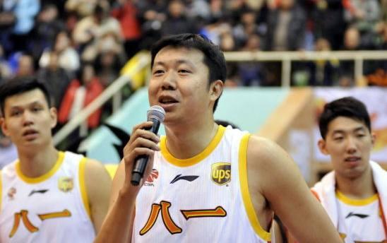 第一位登陆nba的中国球星 首位登陆NBA的中国球员(8)