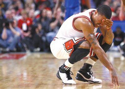 2012nba受伤 NBA史上最离奇的受伤事件(2)