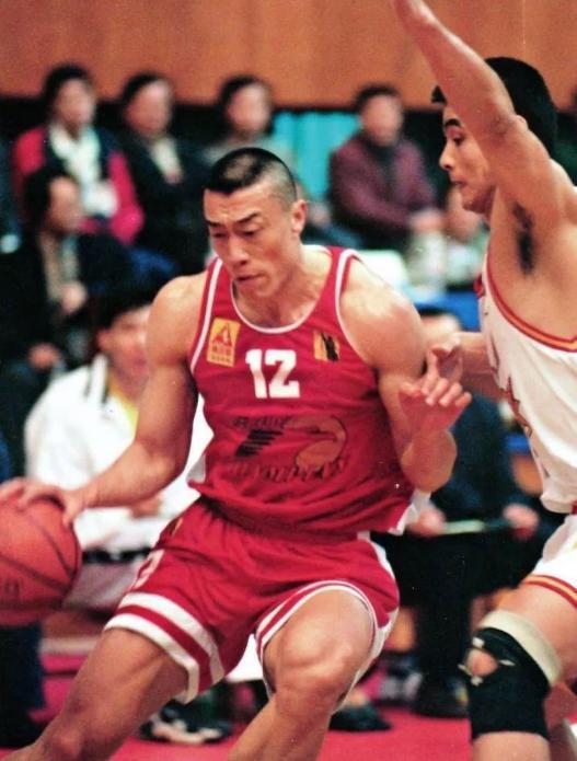 最早nba华人 他是中国最早进入NBA球员(5)