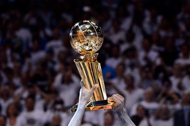 nba都有什么奖杯 为什么将NBA总冠军奖杯叫奥布莱恩杯(1)