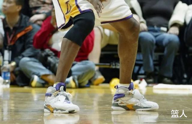 NBA球员上脚：科比亲穿的8双战靴，每一双都很有意义！(9)
