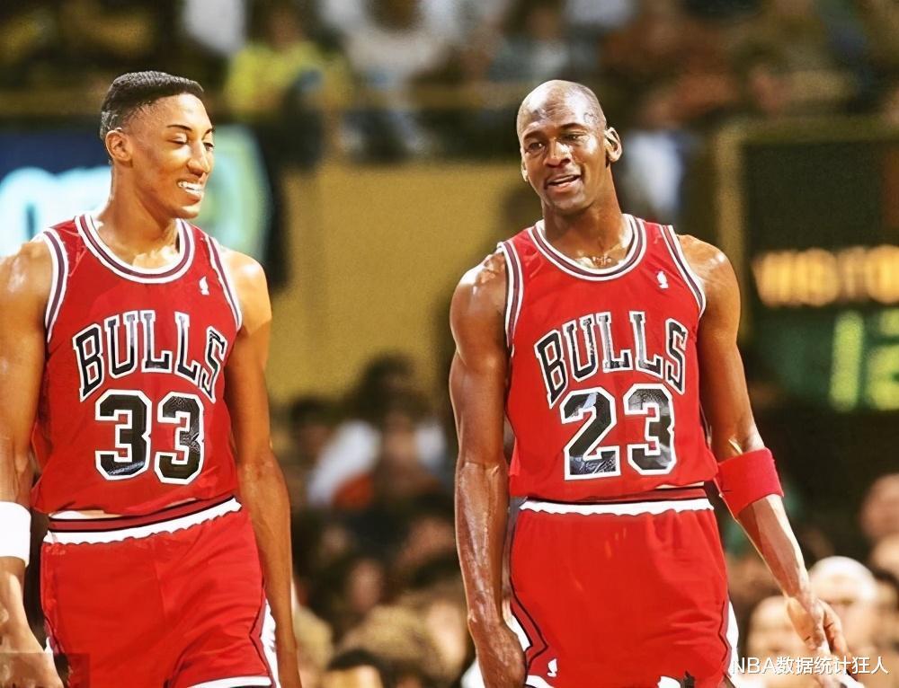 1991年乔丹率领的公牛有多牛，直接碾压5个NBA历史50大巨星夺得总冠军(3)