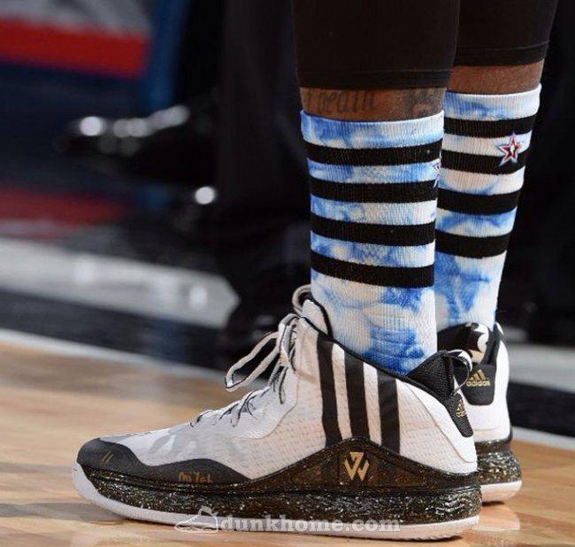 2015nba用球 NBA全明星正赛球鞋上脚一览(23)