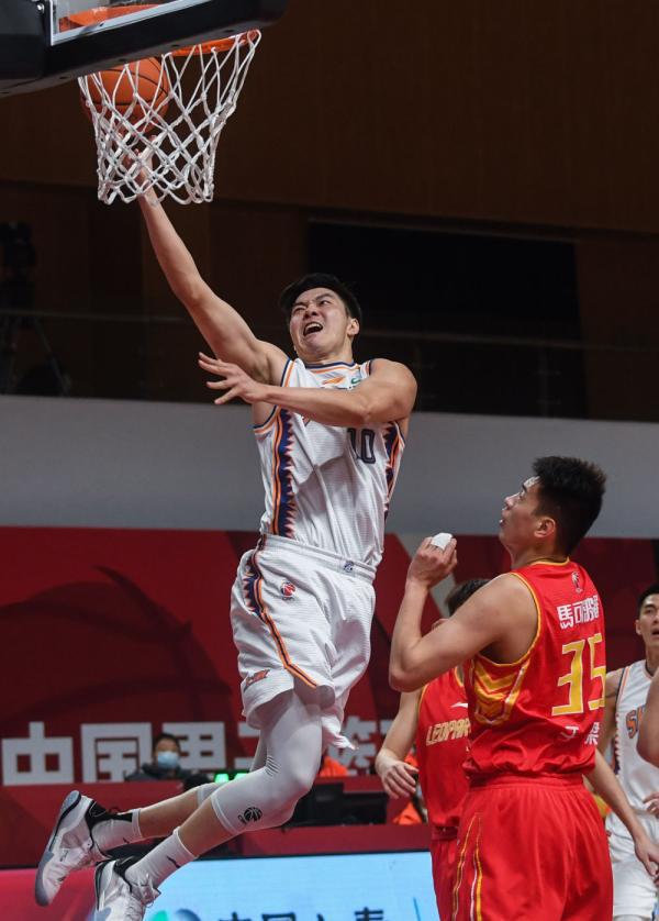 篮球 | CBA第二阶段: 上海久事胜深圳马可波罗(1)