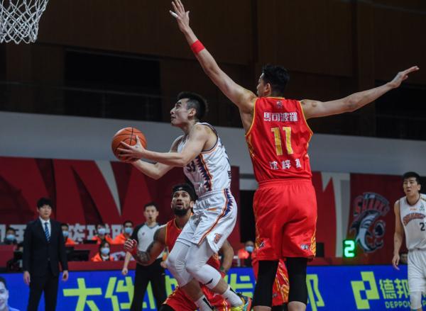 篮球 | CBA第二阶段: 上海久事胜深圳马可波罗(5)