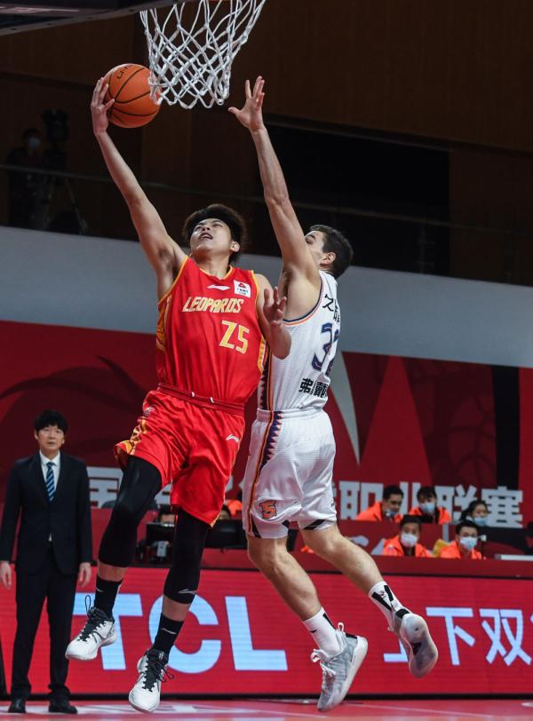 篮球 | CBA第二阶段: 上海久事胜深圳马可波罗(6)