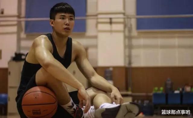潮汕街头走出的篮球少年，用努力证明了自己，也征服了球迷(6)