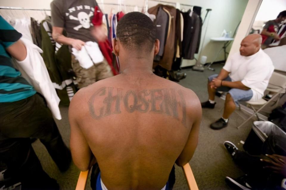 盘点NBA球星那些有趣的纹身！艾弗森最经典，有人让姚明笑喷(3)