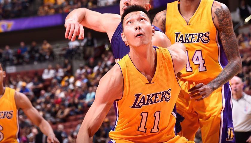 nba球星落寞 中国球员在NBA的落寞时刻(7)
