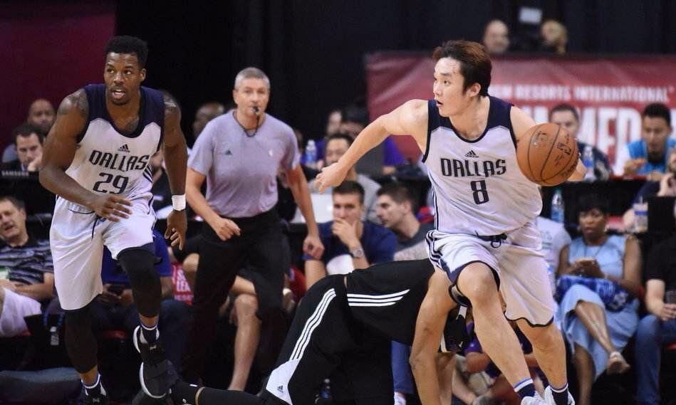 nba球星落寞 中国球员在NBA的落寞时刻(8)