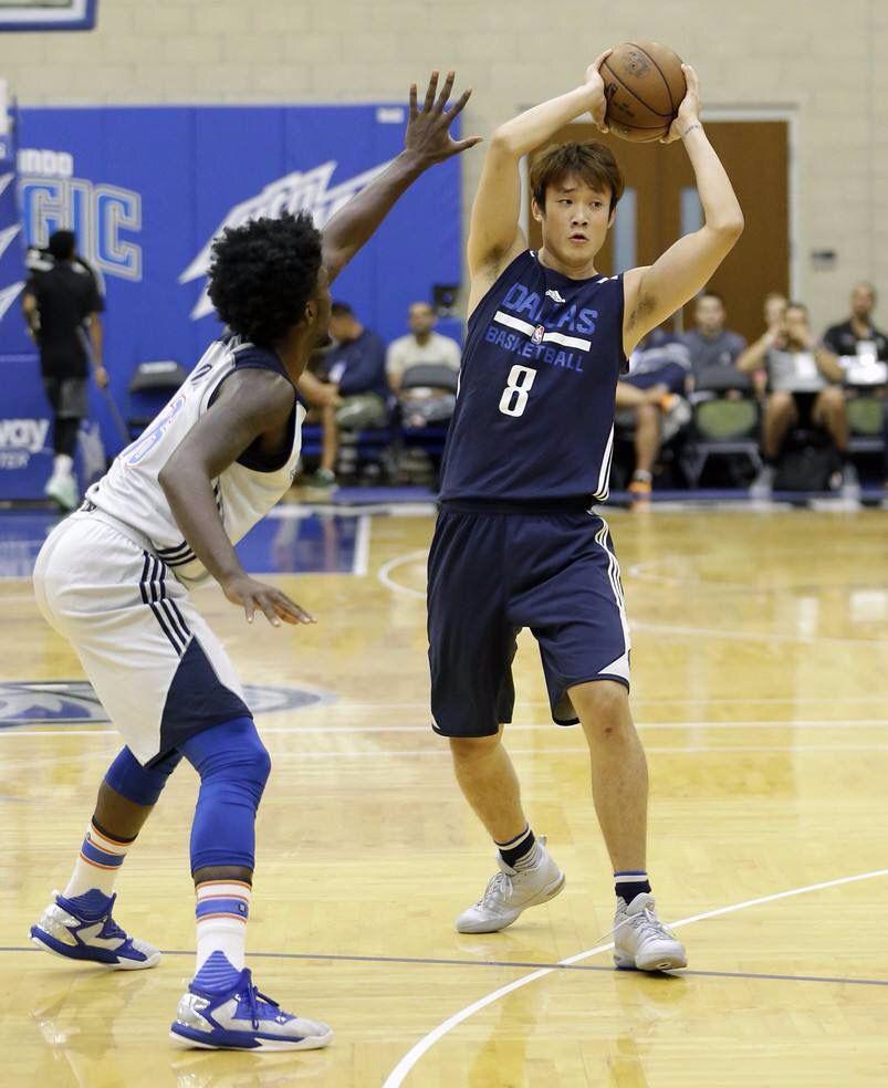 nba球星落寞 中国球员在NBA的落寞时刻(11)