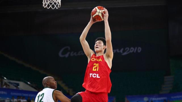 中国男篮12人大名单已有9人基本敲定，两将落选让球迷直叹惋惜!(5)