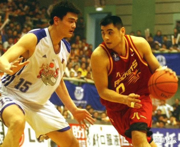 刘玉栋是中国篮球战神，退役已经10年，他现在过得怎样？(2)