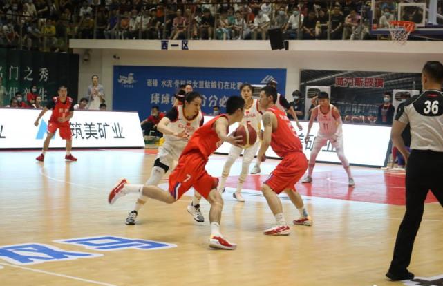 闫军执裁，中国女篮再胜男子篮球队，对阵男子球队两连胜！(1)