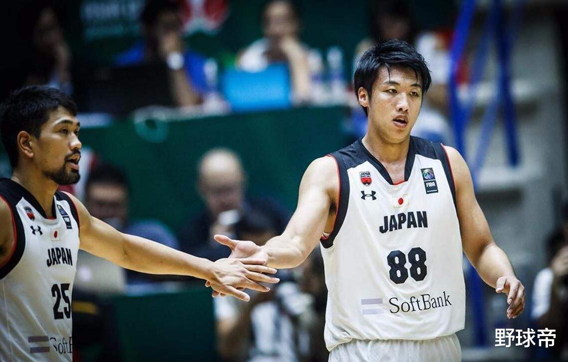 辽宁人，16岁加入日本男篮！如今0分2犯！他能参加奥运，真是奇迹(3)