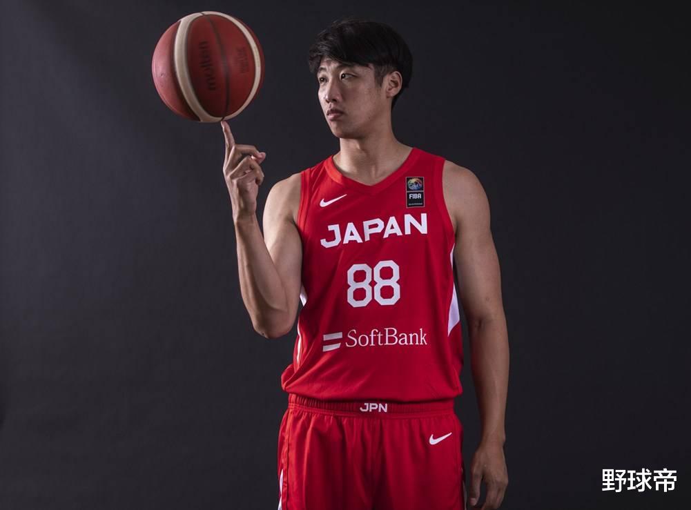 辽宁人，16岁加入日本男篮！如今0分2犯！他能参加奥运，真是奇迹(5)