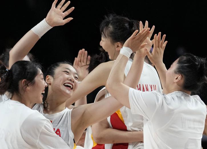 3战全胜综合排名第一，中国女篮有实力冲击世界前三么？(3)