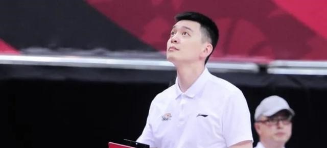 弗格出战NBA夏季联赛，杨鸣为球队寻找新外援(3)