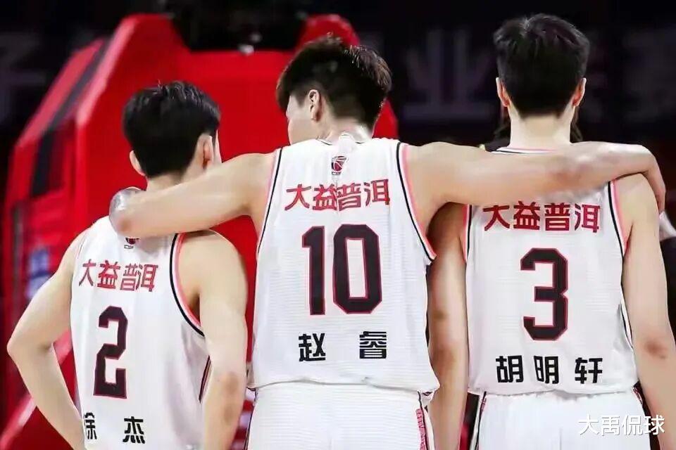 广东男篮总经理朱芳雨在这个夏天重组球队的基本思路(2)