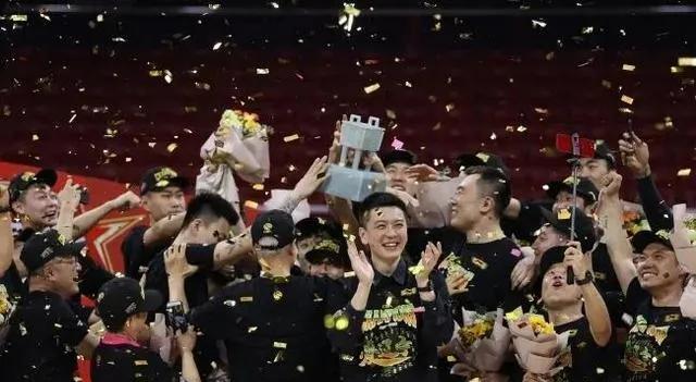 CBA落下帷幕，中国男篮迎来3大赛事挑战，最让人意想不到的8件事(2)