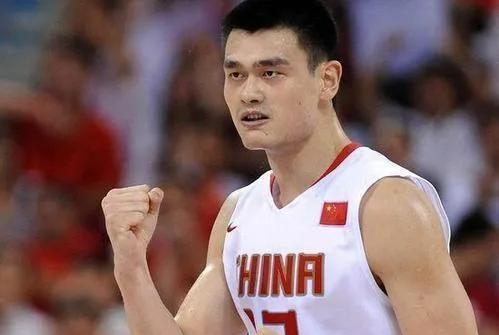 中国男篮历史最强5人！两人世界级，现役一人上榜，一位置最拉跨(2)
