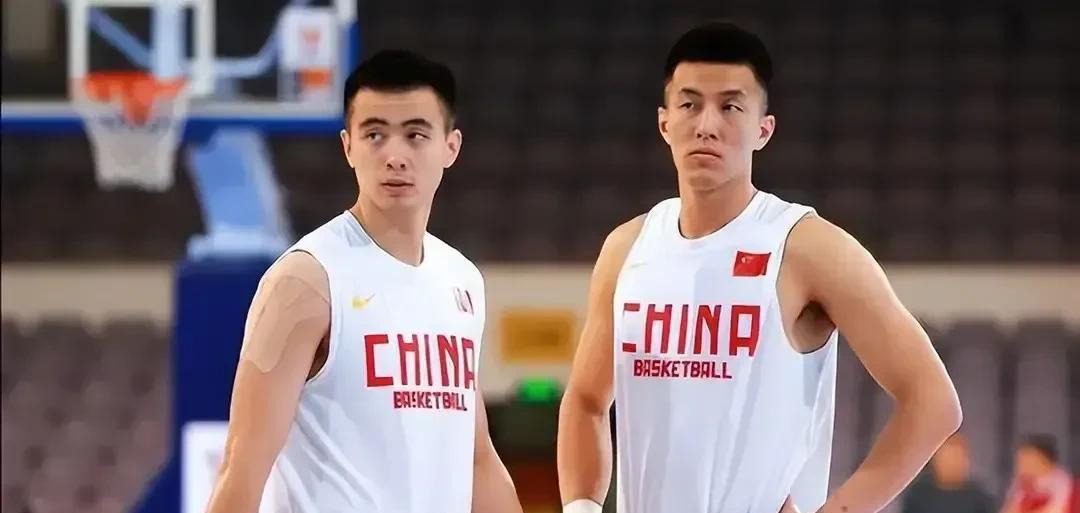 中国男篮官宣12人大名单，神秘球员加入，辽宁队双子星落选(3)
