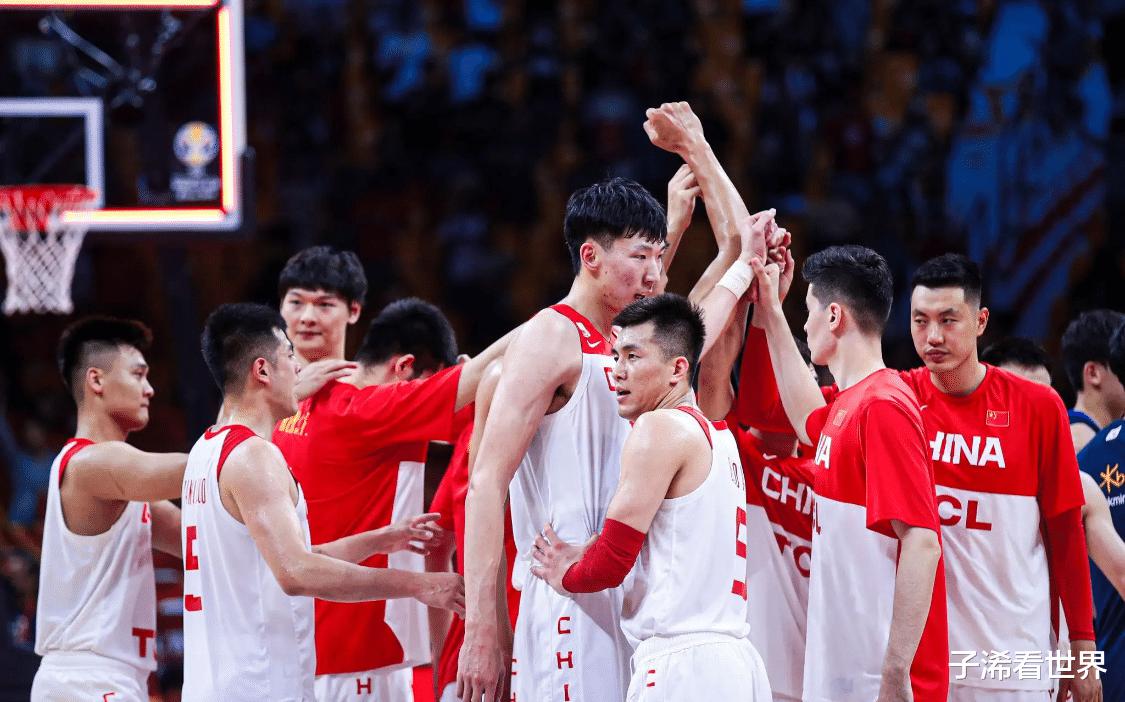 上午10点！国际篮联最新官宣引发争议：球迷吐槽：中国篮球没救了(4)