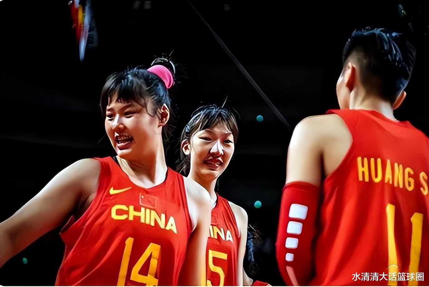中国女篮12人大名单，双塔背后“三锋”成优势，仍存一项不足(1)