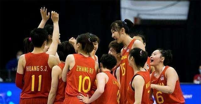 女篮世界杯：中美之战，大打出手寒光飞溅(5)