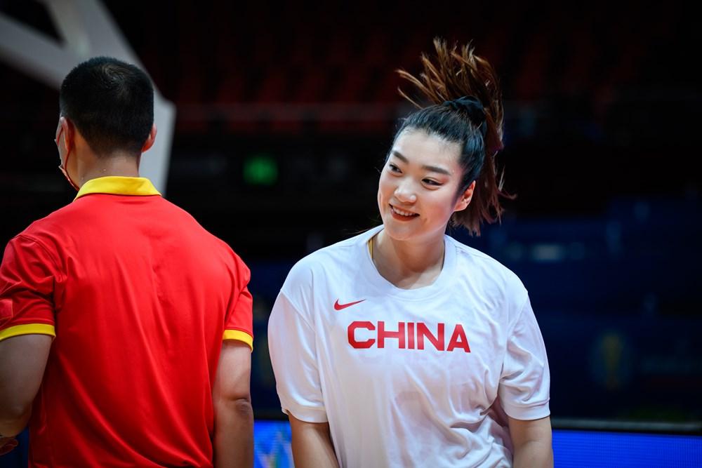 得分高居赛会前三 跻身准180俱乐部 中国女篮也有世界级顶尖后场(2)