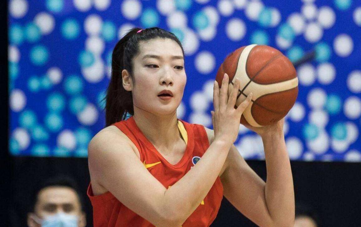 得分高居赛会前三 跻身准180俱乐部 中国女篮也有世界级顶尖后场(4)
