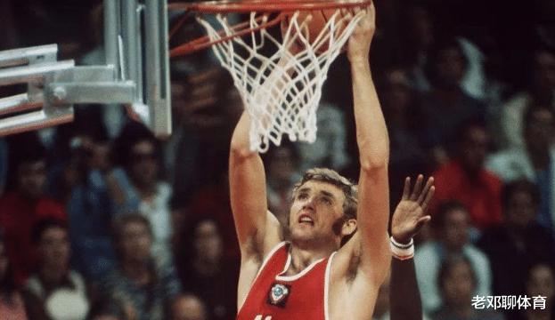 NBA球星在奥运会拿三双有多难？翻遍75年历史 仅2人做到(2)