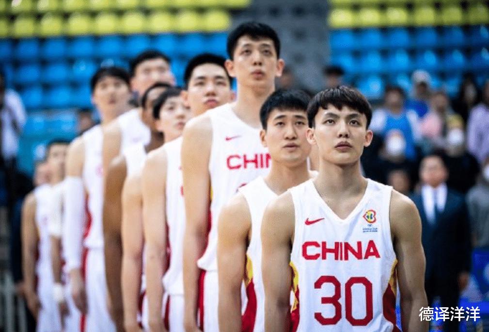中国男篮17人名单出炉！没有辽宁球员，杜锋或再度挨骂！(1)