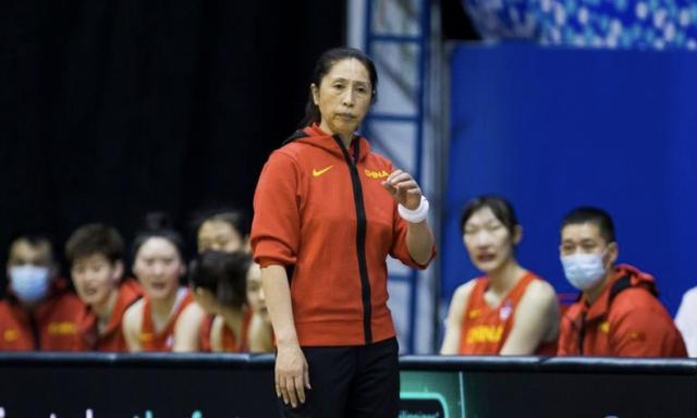 中国女篮好强！19分优势虐波黑，韩旭戏耍WNBA的MVP，李月汝无敌(5)
