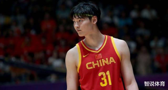 赢12分！给中国男篮球员赛后评分：4人不及格，3人应得满分(6)