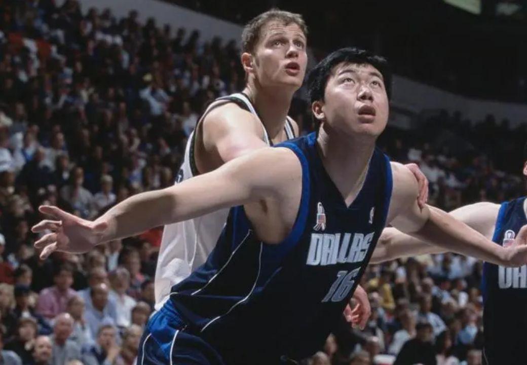 王治郅：中国进NBA第一人，再婚小13岁娇妻，儿子是篮坛小巨人(10)