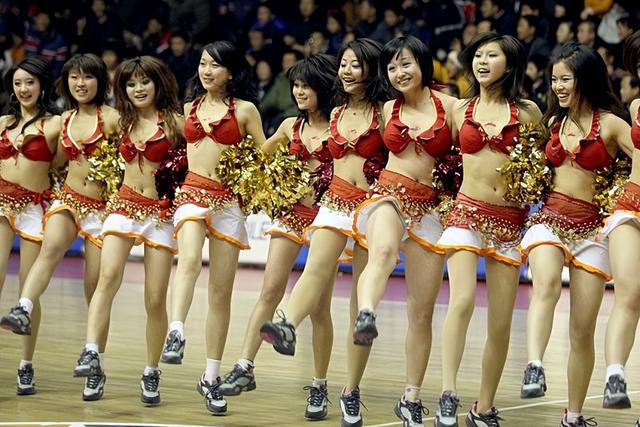 中国篮球有了史诗意义的“名人堂”，但中国男篮却几乎是史上最差(4)