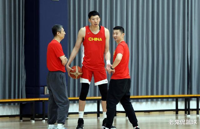 中国男篮2场热身赛安排出炉，周琦率领年轻人出击，看能否2战全胜(4)