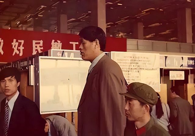 「国篮星空」之70年代的“中国巨人”发怒了！(7)