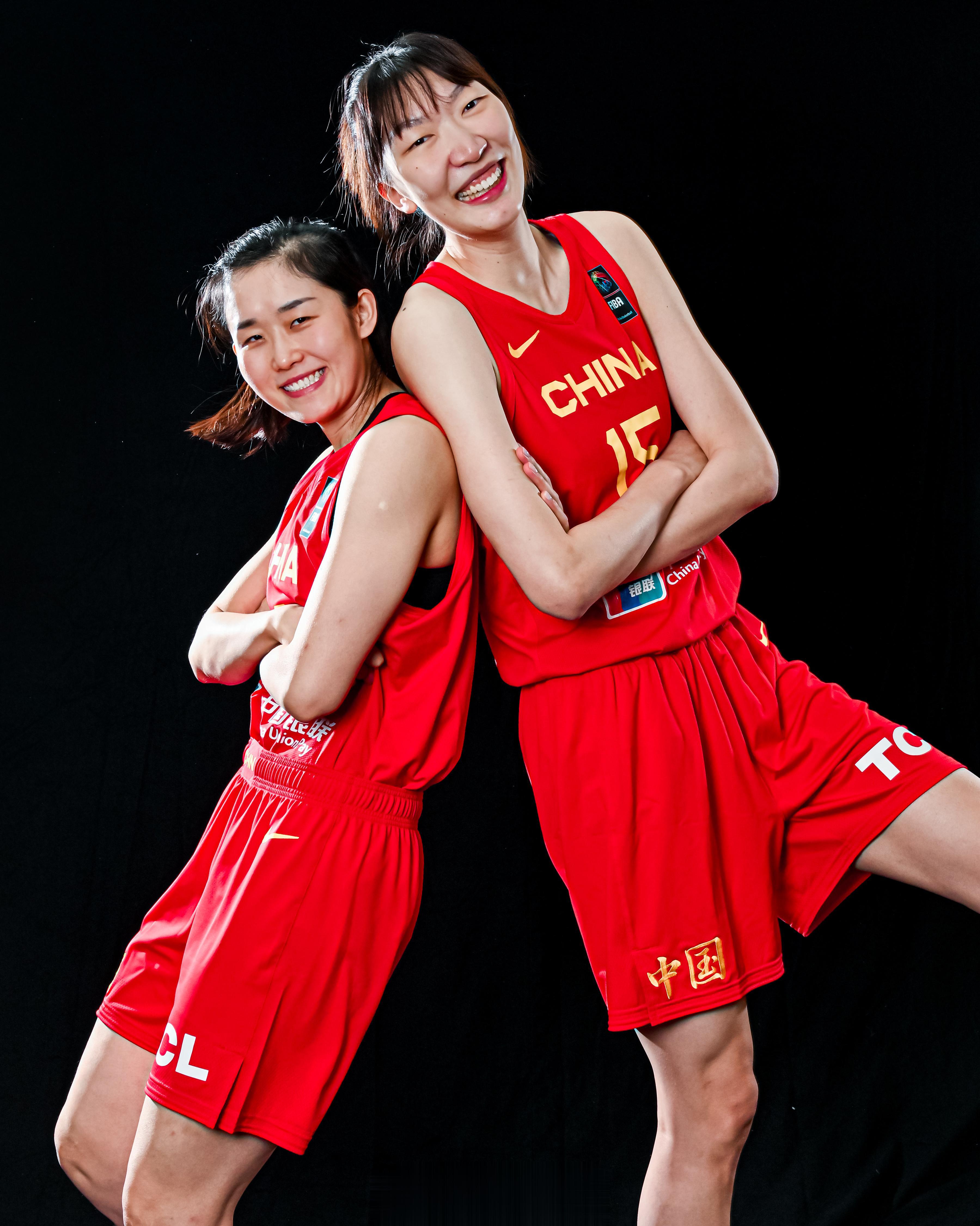 咱女篮姑娘，主打的就是一个可爱[鼓掌][鼓掌] #中国女篮##女篮亚洲杯# ​​(1)
