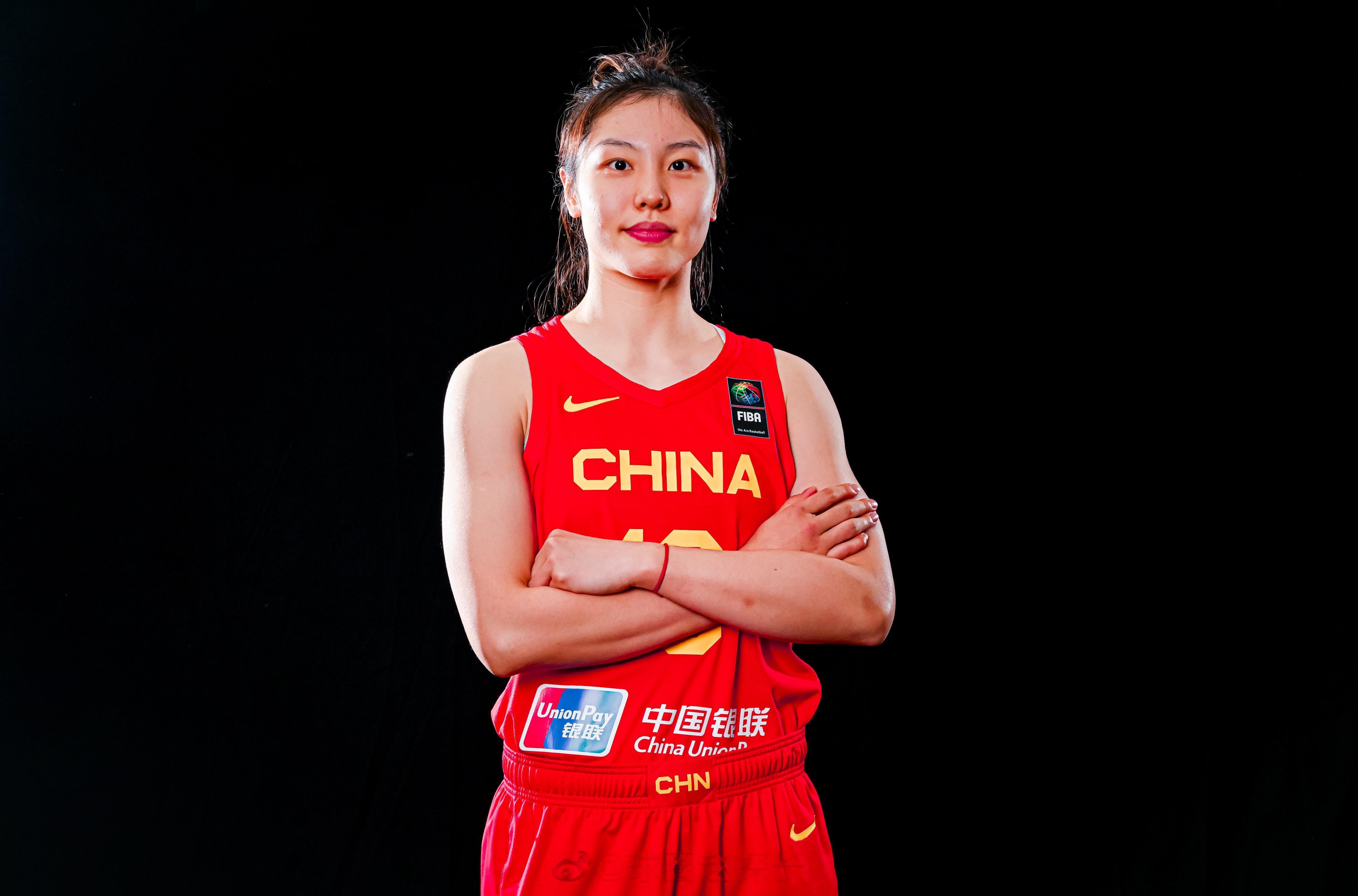咱女篮姑娘，主打的就是一个可爱[鼓掌][鼓掌] #中国女篮##女篮亚洲杯# ​​(7)