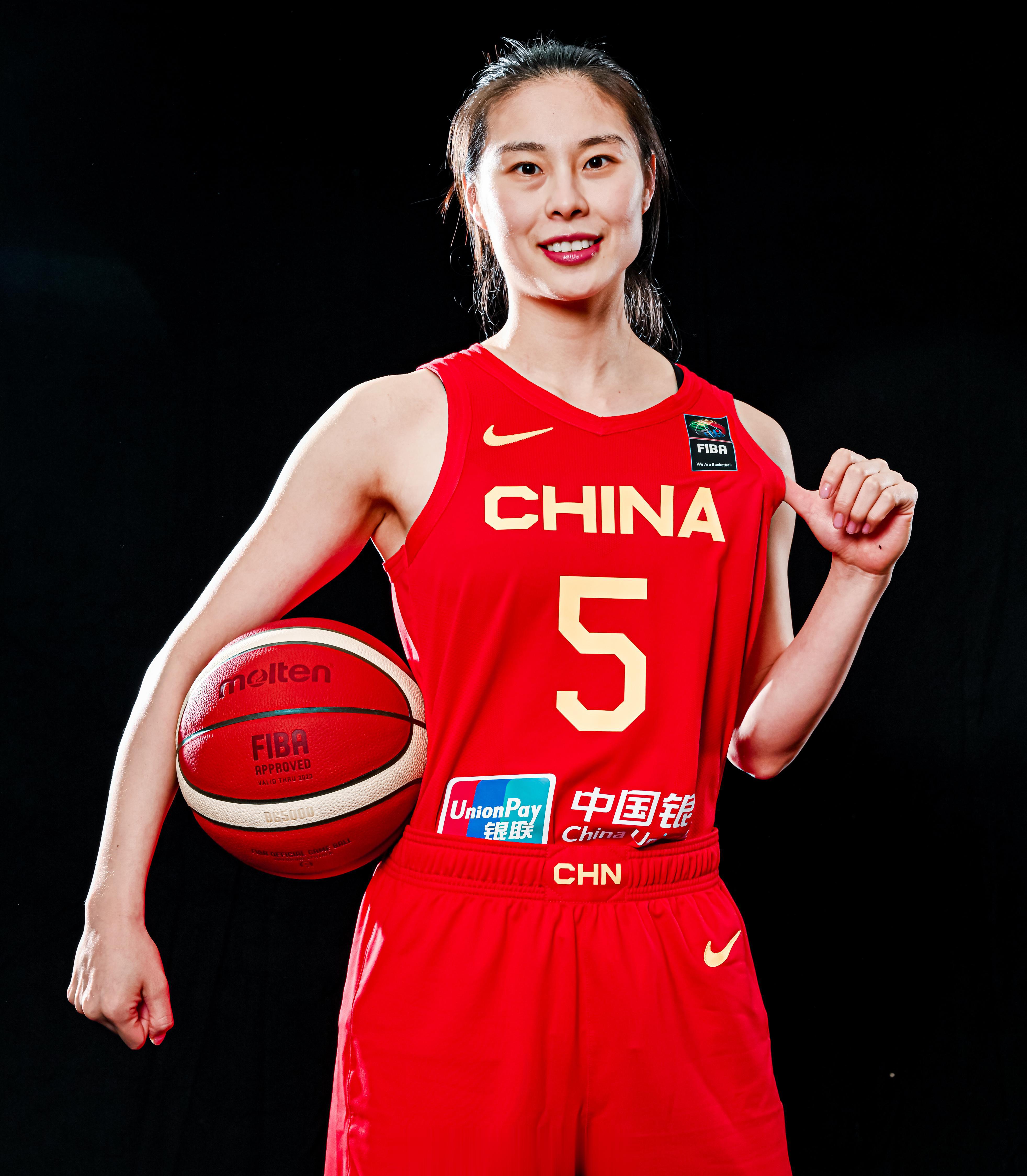 咱女篮姑娘，主打的就是一个可爱[鼓掌][鼓掌] #中国女篮##女篮亚洲杯# ​​(8)