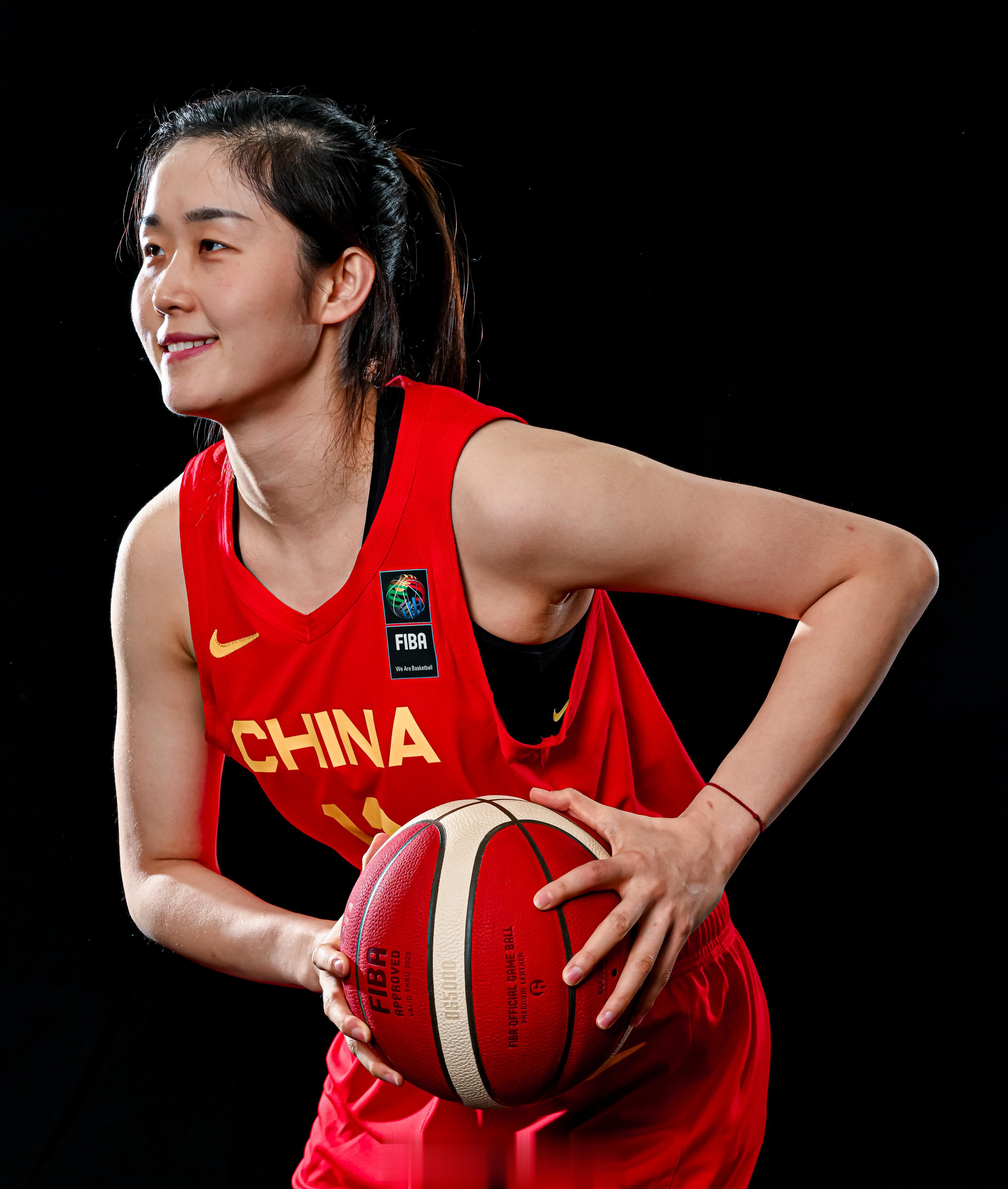 咱女篮姑娘，主打的就是一个可爱[鼓掌][鼓掌] #中国女篮##女篮亚洲杯# ​​(10)