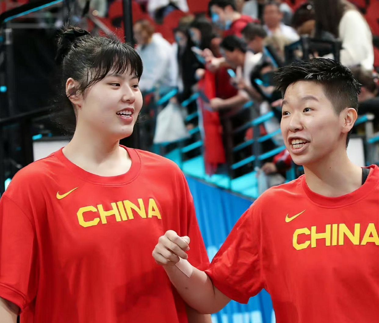 中国女篮对阵黎巴嫩，4大主力缺席，内线优势明显，有望大胜20分(2)