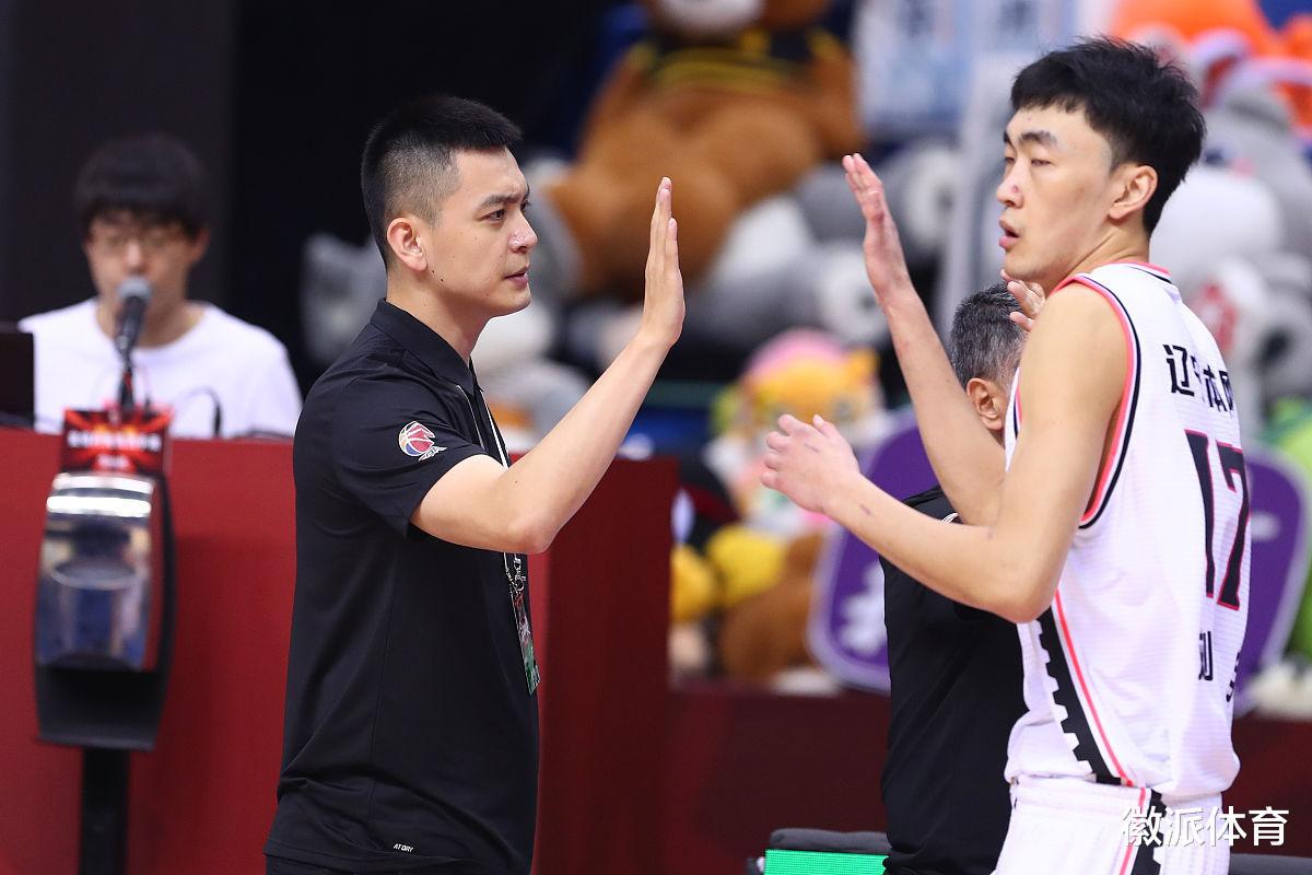 中国男篮迎来冠军教头！38岁杨鸣接受任命担任助教，不负姚明重托(2)