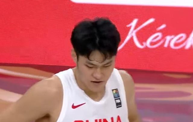 中国队一度反超美国队，媒体人狂呼美国篮球快完蛋了，随后被打脸(2)